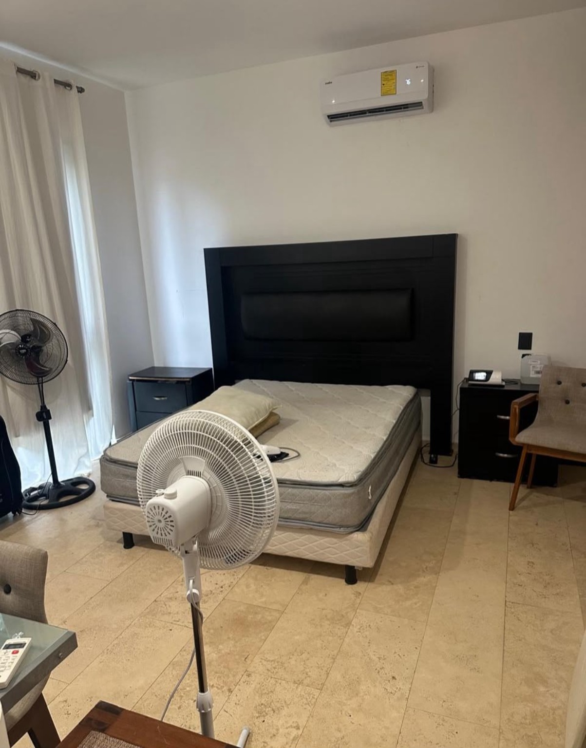 Segunda recámara de Condo Wave